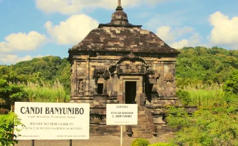 sejarah candi banyunibo